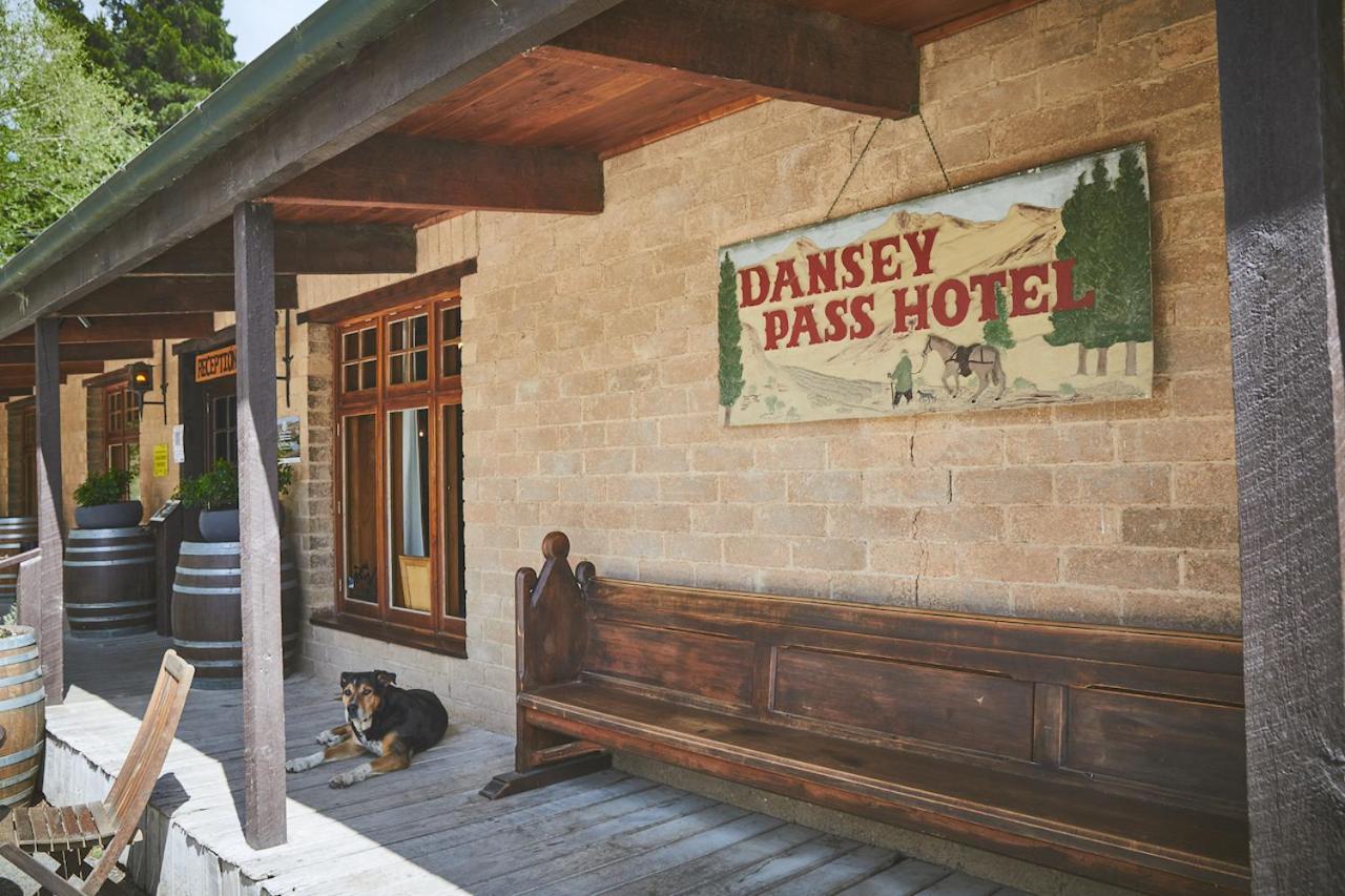 The Danseys Pass Hotel Ranfurly Exterior foto